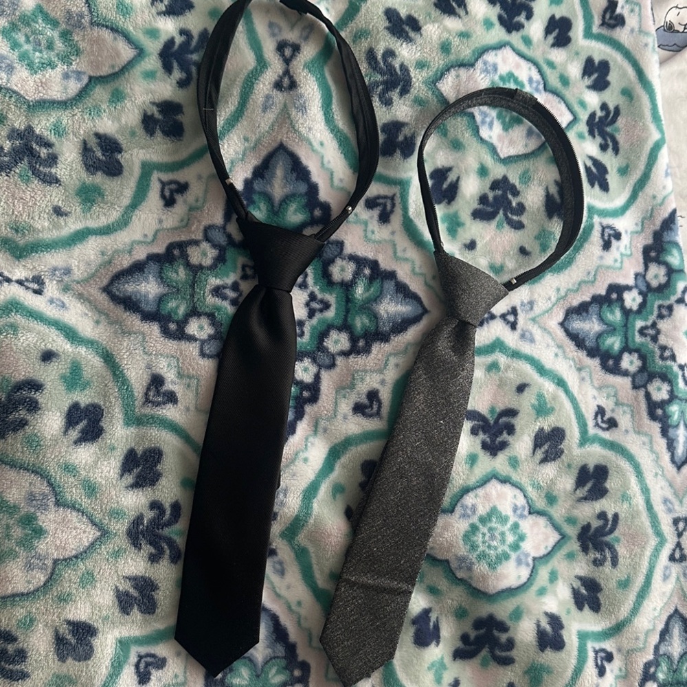 Cat & Jack Black and Gray Tie Set
